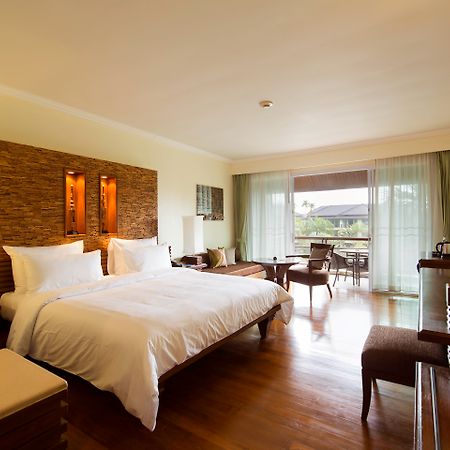 Robinson Khao Lak Hotel Exterior photo